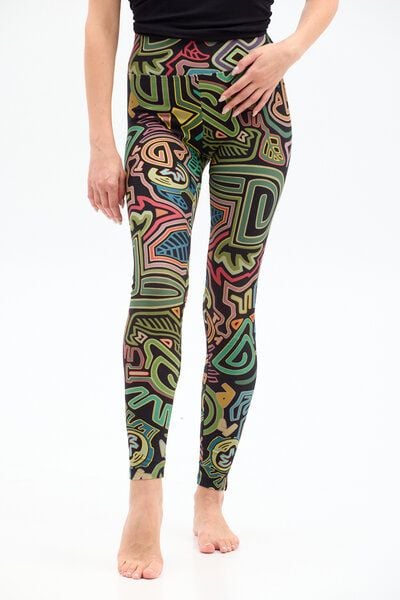 Leggings Gallo Damen – aus Bio-Baumwolle mit Elasthan – nachhaltige Yoga-Leggings im einzigartigen KOKOworld-Print – fair & bequem für Pilates, Alltag & Reisen von KOKOworld