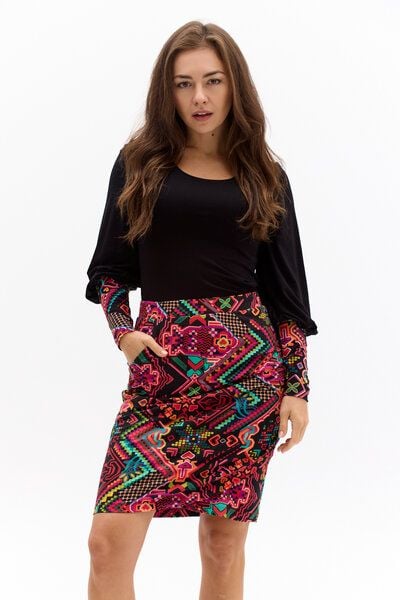 Rock Panama – Eng anliegender – In Knielänge – Wickelschnitt – Praktische Tasche – Farbenfroher einzigartiger Print von KOKOworld – Fair produziert in Polen von KOKOworld