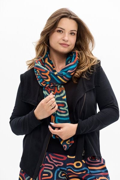 Schal Wind – Farbenfroh – ethno Muster inspiriert von Molas der Kuna – Bio-Baumwolle Musselin – KOKOworld Design – Fair produziert in Polen von KOKOworld