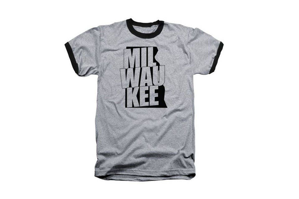 Das Milwaukee Ringer T-Shirt Das Milwaukee Ringer T-Shirt von KONKADA