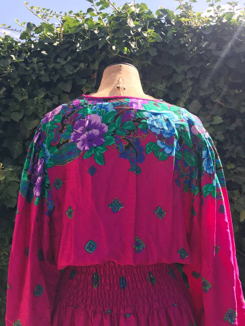 Hot Pink Seidenkleid Von Legendären 80Er Jahre Designer Diane Freis von KOOKOOVintageShop