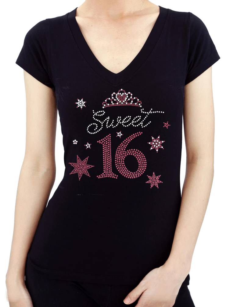 Happy Sweet 16 Teenager Geburtstagsparty Strass Stud Bling Funkelnde Frau Tshirts T-Shirts Mädchen Top T-Shirt Dame Shirts Happy Sweet 16 Teenager Geburtstagsparty Strass Stud Bling Funkelnde Frau Tshirts T-Shirts Mädchen Top T-Shirt Dame Shirts von KOOLNOMAD