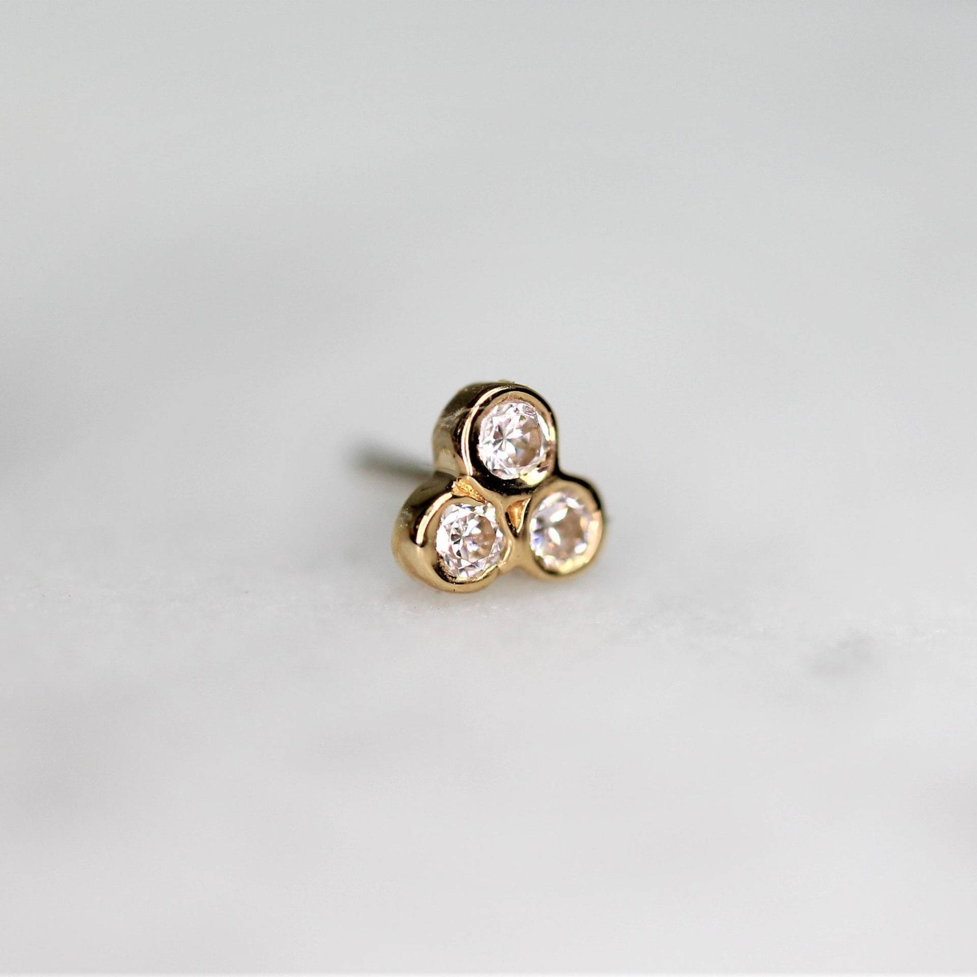 14K Gold Lünette Cluster Piercing Stud Cz Körperschmuck von KPDesignBodyJewelry
