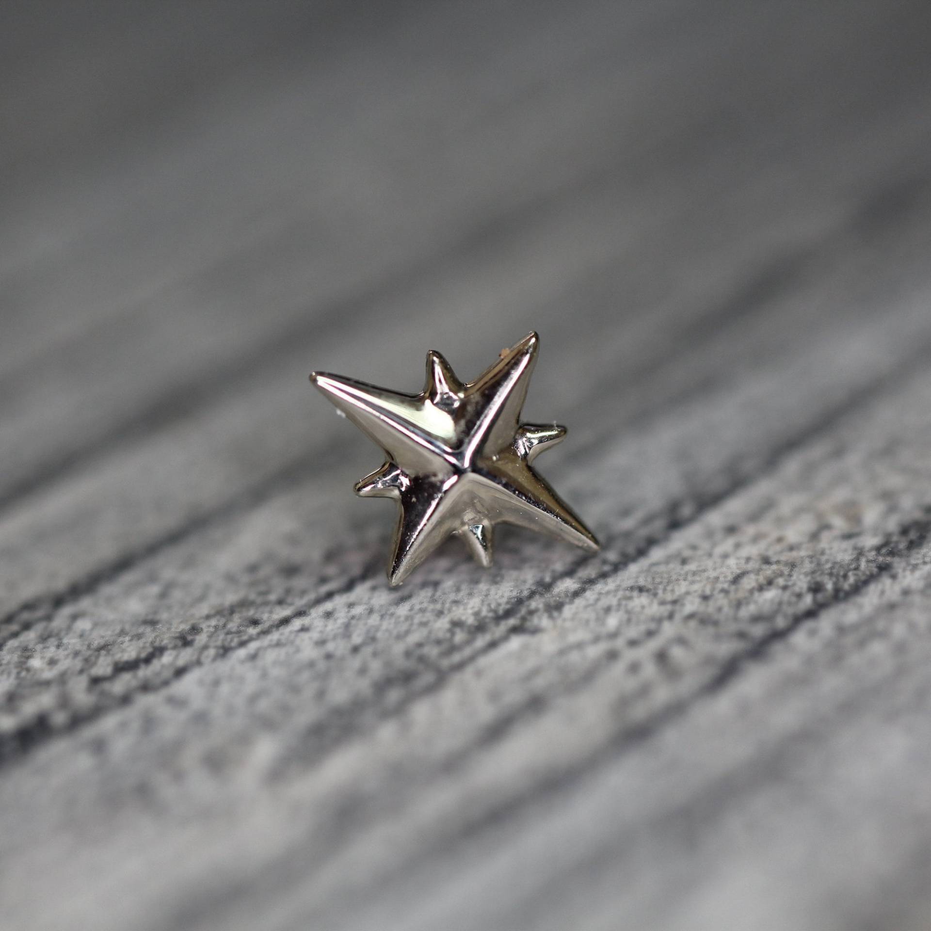 14K Gold Stern Piercing 25G Threadless, 14/16G Threaded Pins von KPDesignBodyJewelry