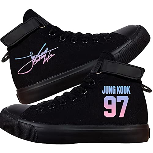 KPOP Schuhe Jungkook Merchandise V Taehyung Jimin Suga JHope Jin High Top Canvas Sneakers High Top Schnürschuhe Freizeitschuhe, Schwarz 04, 8 Narrow von KPOP