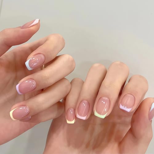 KQueenest Press on Nails Kurz French Tip – 24 Stück Bunt Nägel zum Aufkleben Kurz Eckig, French Tip Fake Nails mit Kleber, Quadratische Künstliche Nägel Set für Frauen von KQueenest