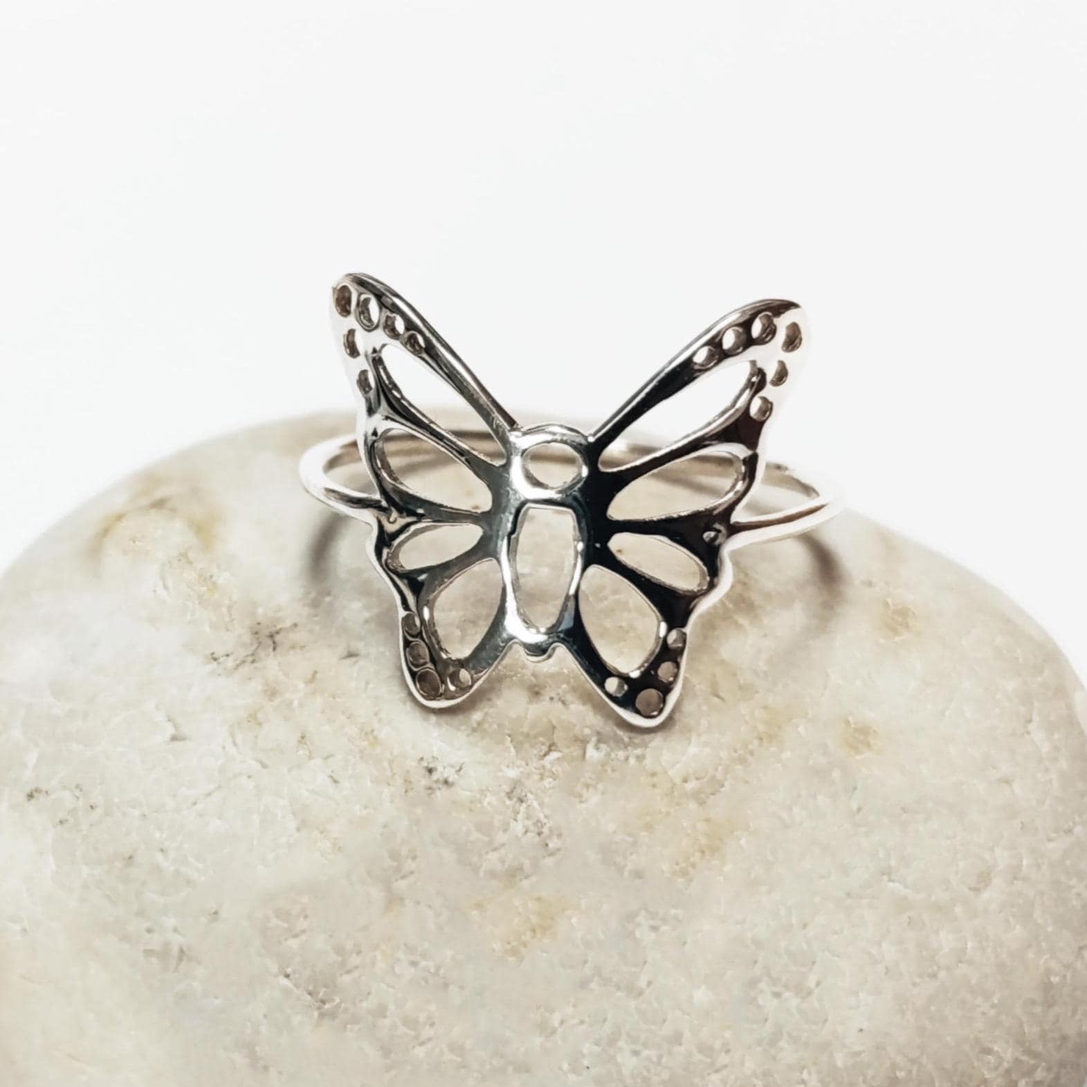 Filigraner Schmetterling Ring, Sterling Silber Süßer Spitzenring, Stapelbarer Midi Filigraner Beliebte Boho Ring Filigraner Schmetterling Ring, Sterling Silber Süßer Spitzenring, Stapelbarer Midi Filigraner Beliebte Boho Ring von KRAMIKE