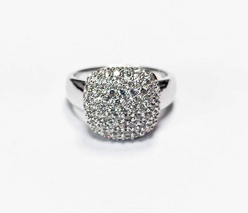 Funkelnder Pavé Diamant Ring Von Kramike Sterling Silber Elegant Für Jeden Tag Und Besondere Anlässe Perfektes Geschenk Die Frau Kr069 von KRAMIKE