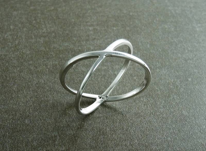 Criss Cross Ring, Silber X Kreuz Beliebter X-Ring, Criss-Cross Silberring, Aussage Frauen, Beliebte Ring von KRAMIKE