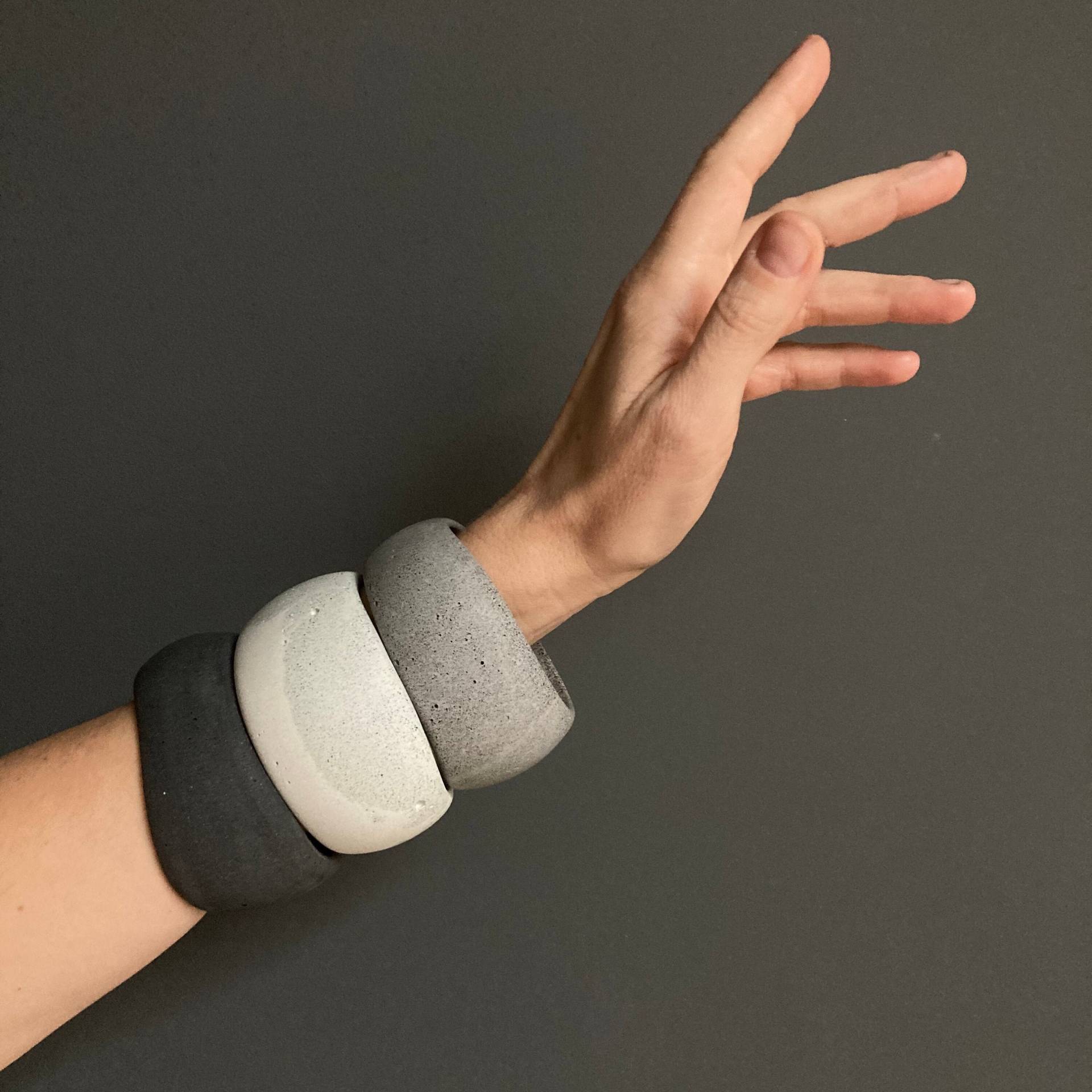 Beton Stein Armband, Pebbel Schweres Armband Beton Stein Armband, Pebbel Schweres Armband von KREFTWORK