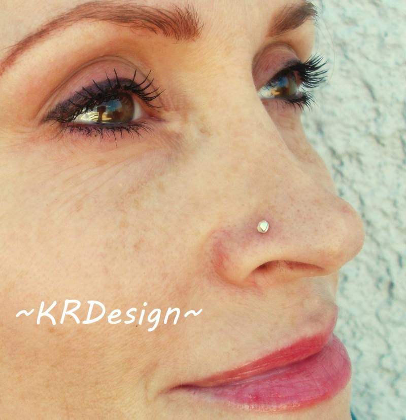 Aurora Borealis Swarovski Crystal Nasenstecker Sterling Silber Körperschmuck Aurora Borealis Swarovski Crystal Nasenstecker Sterling Silber Körperschmuck von KRaczJewelry