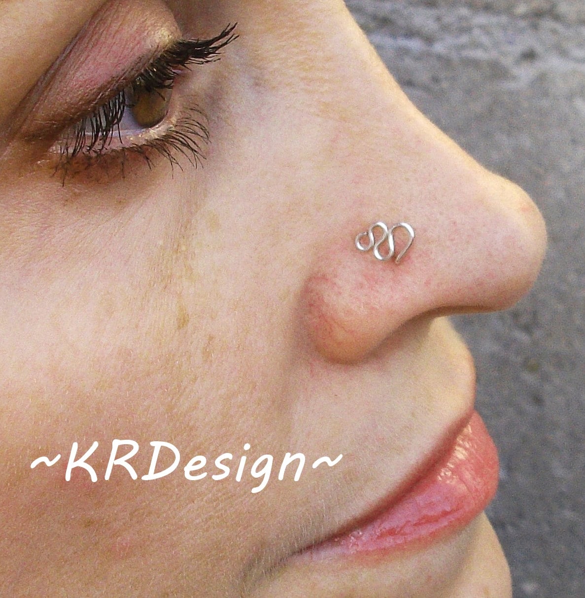Sterling Silber Schlange Nase Stud Handgemachte Benutzerdefinierte Nasenschmuck Sterling Silber Schlange Nase Stud Handgemachte Benutzerdefinierte Nasenschmuck von KRaczJewelry