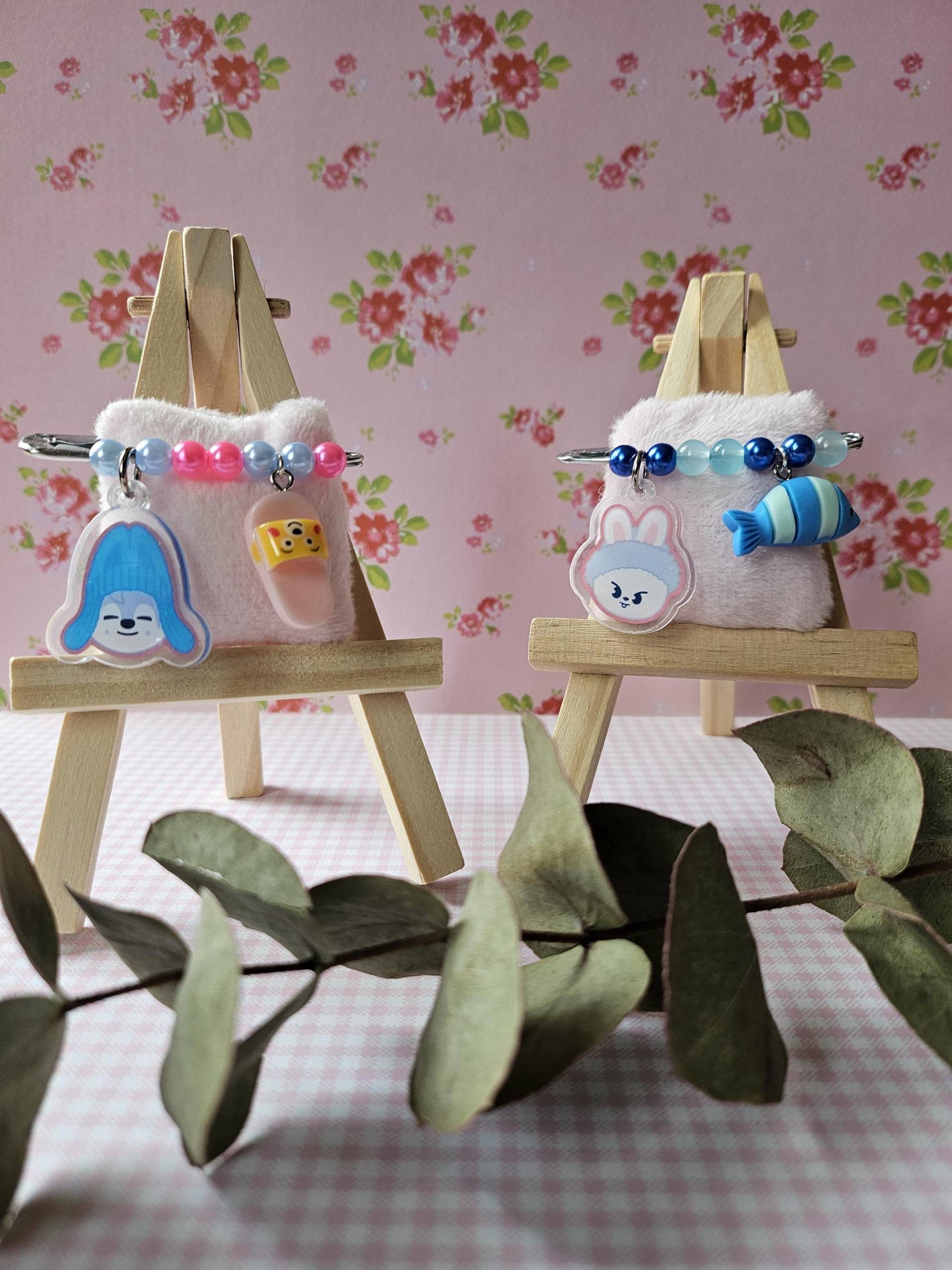 stray Kids/Skzoo Safety Pins von KStarHavenKreationen