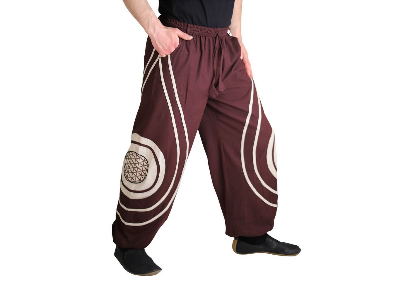 KUNST UND MAGIE Haremshose Hose Blume des Lebens Hippie Pluderhose Kordelzug Gürtelschlaufe Harem KUNST UND MAGIE Haremshose Hose Blume des Lebens Hippie Pluderhose Kordelzug Gürtelschlaufe Harem von KUNST UND MAGIE