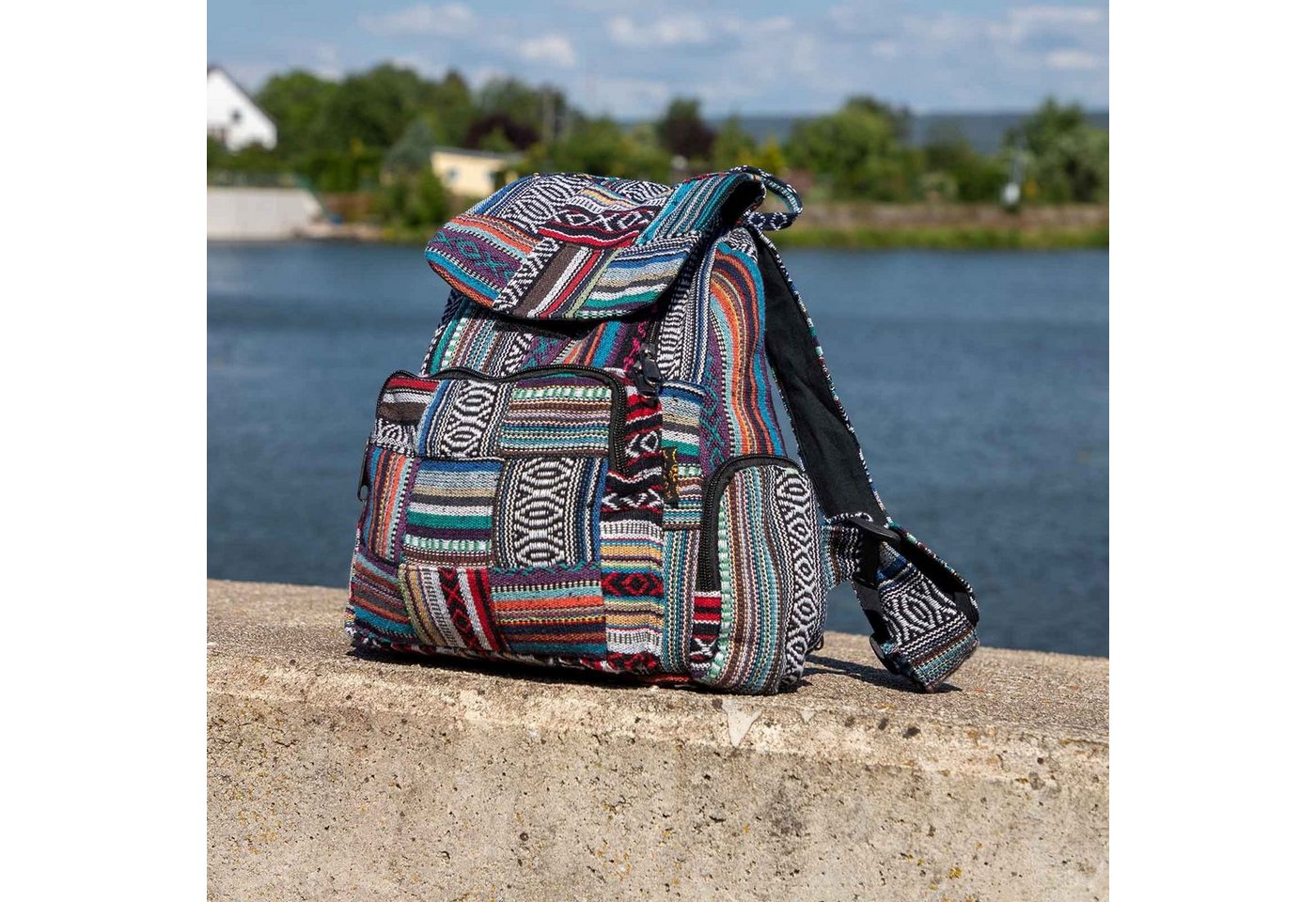 KUNST UND MAGIE Freizeitrucksack Bunter Hippie Rucksack Tagesrucksack Daypack Nepal Fair Nachhaltig von KUNST UND MAGIE