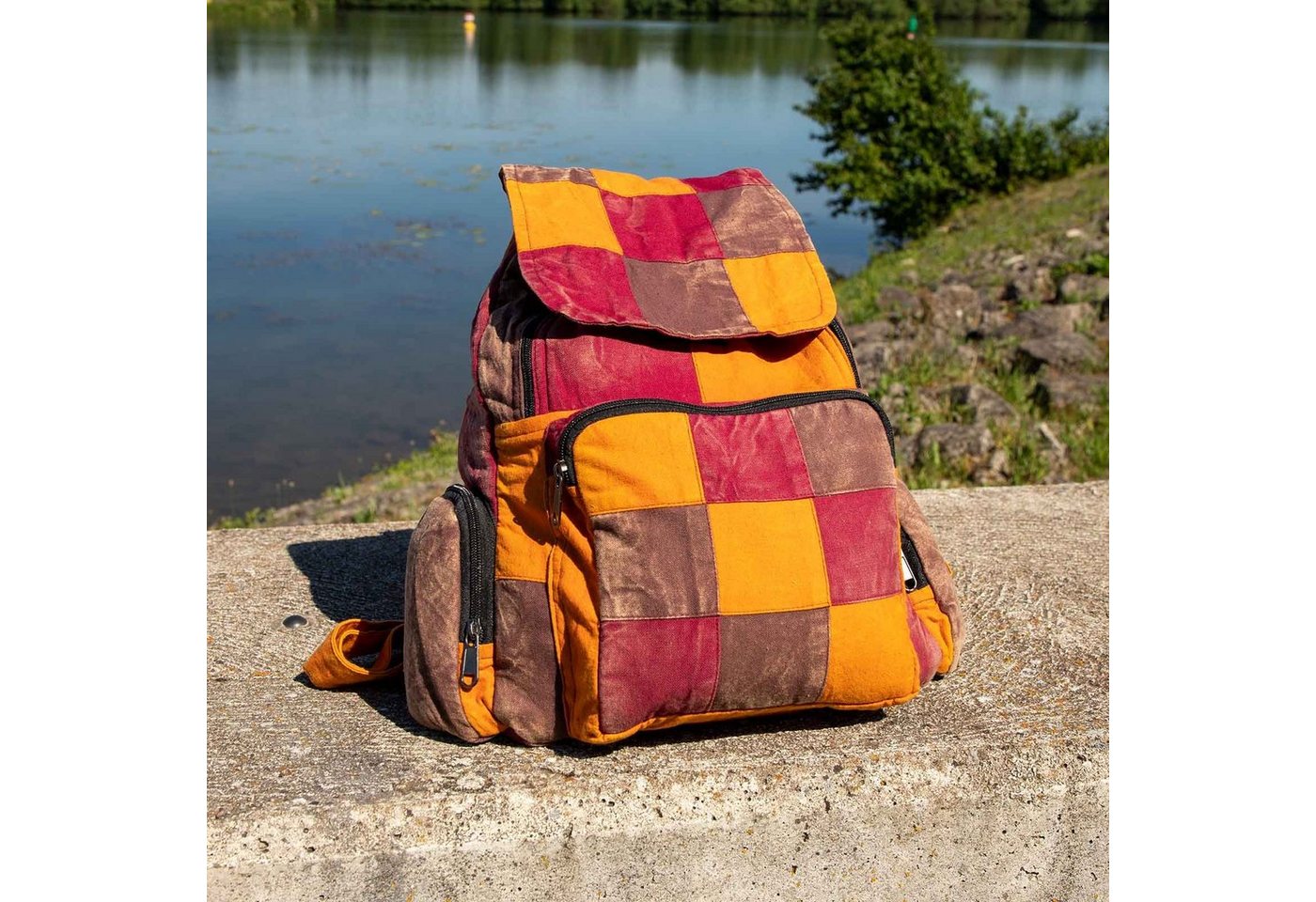 KUNST UND MAGIE Schultertasche Kunst& Magie Bunt Hippie Rucksack "No Waist" Stonewashed Nepal Fair von KUNST UND MAGIE