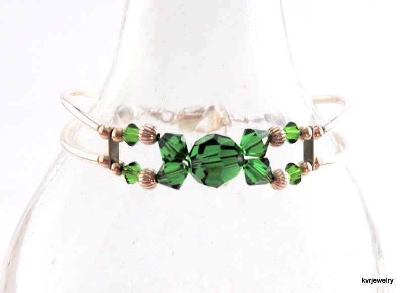 Fern Grün Swarovski Kristall Verstellbare Armband Modern Und Zart Für Jeden Besonderen Anlass Geschenk, Hochzeiten Oder Sie von KVRJewelry