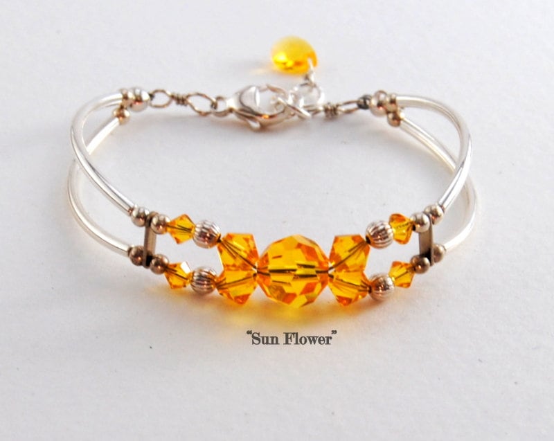 Sonnenblume Gelb Swarovski Kristall Verstellbare Armband Modern Und Zart Für Jeden Besonderen Anlass Geschenk, Hochzeiten Oder Sie von KVRJewelry