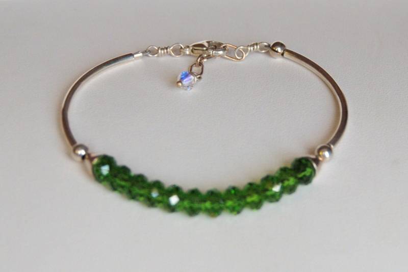Swarovski "Moss Green" Verstellbare Armreif & Stapel Armband Für Brautjungfern, Mommies, Sista Und Geburtstag Mädchen von KVRJewelry
