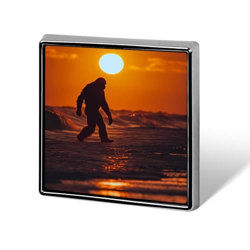 Bigfoot Beach Sunset Brosche Pins 0,7 Zoll Metallabzeichen Schmuck Dekor für Kleidung Lapel Krawatte Rucksack Zubehör von KWQDOZF