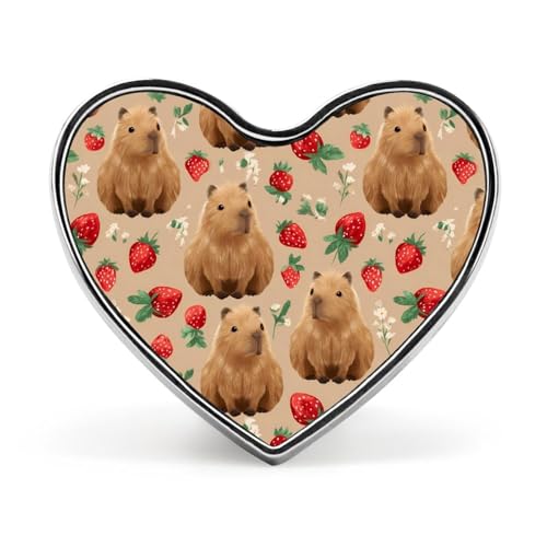 Niedliches Capybara mit Erdbeere, lustige Anstecknadeln, herzförmiger Knopf, Brosche, Anstecknadel, Hut, Kleidung, Schmuck für Männer und Frauen von KWQDOZF