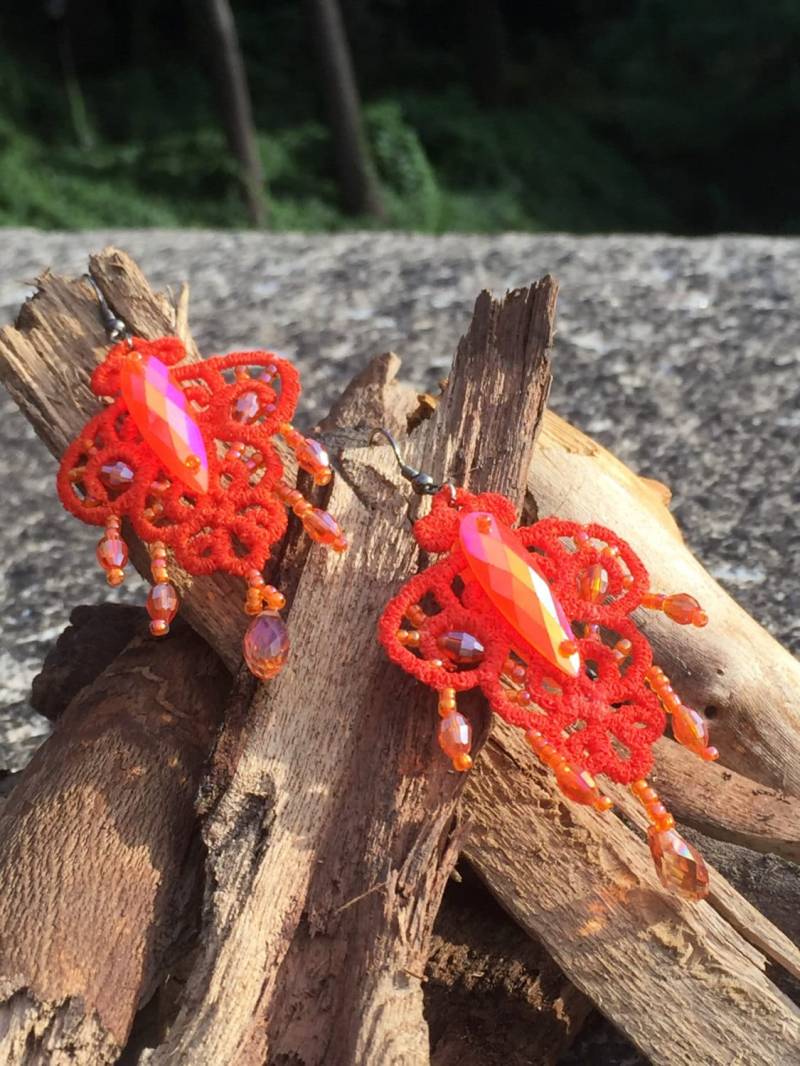 Gestickte Und Perlen Ohrringe Gestickte Und Perlen Ohrringe von KWcouture
