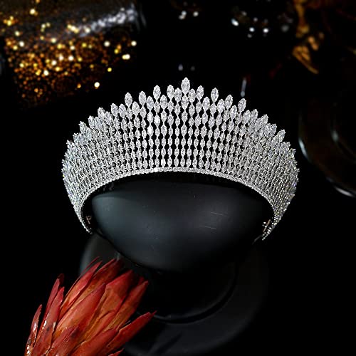 Haarschmuck Krone Tiaras für Frauen Prinzessin Crown Retro Europäische Brautkopfschmuck Kristallkronauswahl Haarband Braut Haarzubehör von Gagalu (Farbe: Silber) von KXQYIKYI