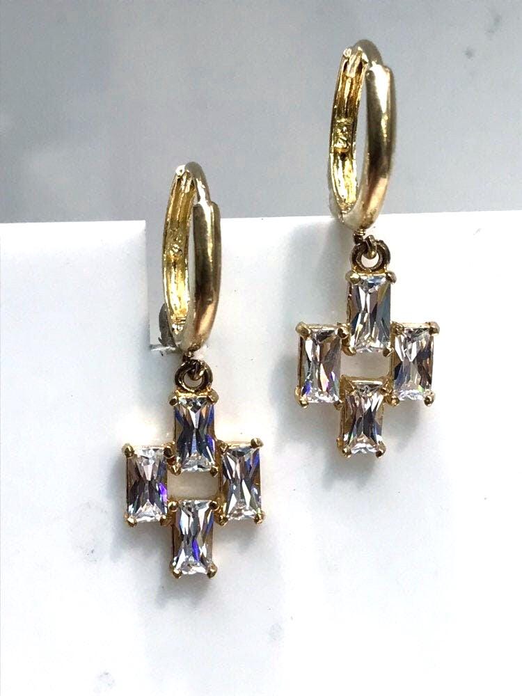 14K Gelbgold Baumelnde Blumen Cz Ohrringe, Kronleuchter Hängende Ohrringe von KaLaiWong