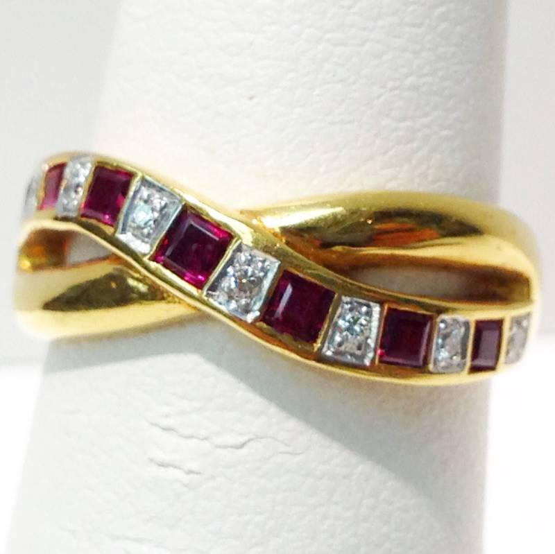 18K Gold Vintage Diamant Und Rubin Infinity Ring von KaLaiWong