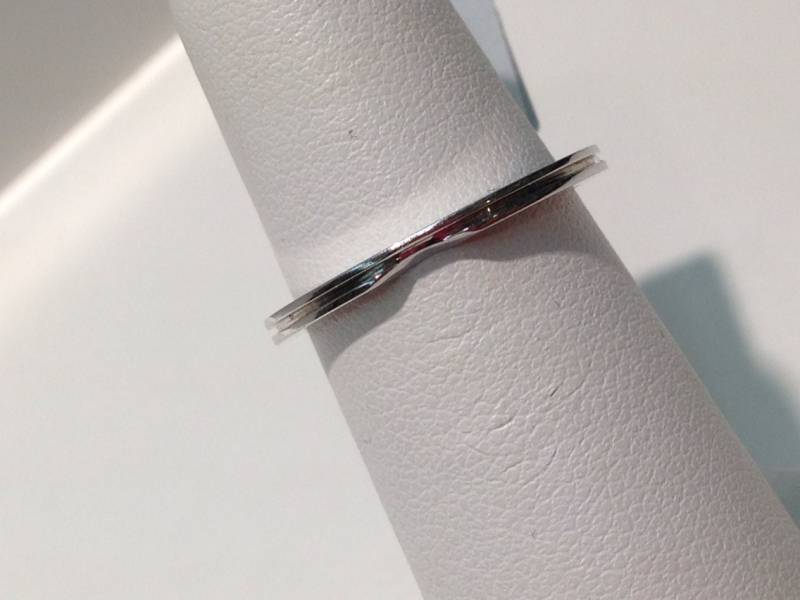 Antike Handgemachte 18K Weißgold Band, Gekerbte 14K Band von KaLaiWong