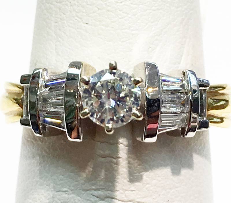 Diamant Verlobungsring in 14K Two Tone Gold Design von KaLaiWong