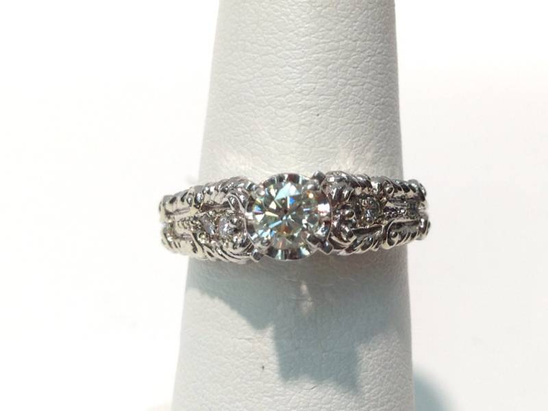 Handgefertigter Vintage Diamant Verlobungsring Aus 585Er Gelbgold von KaLaiWong