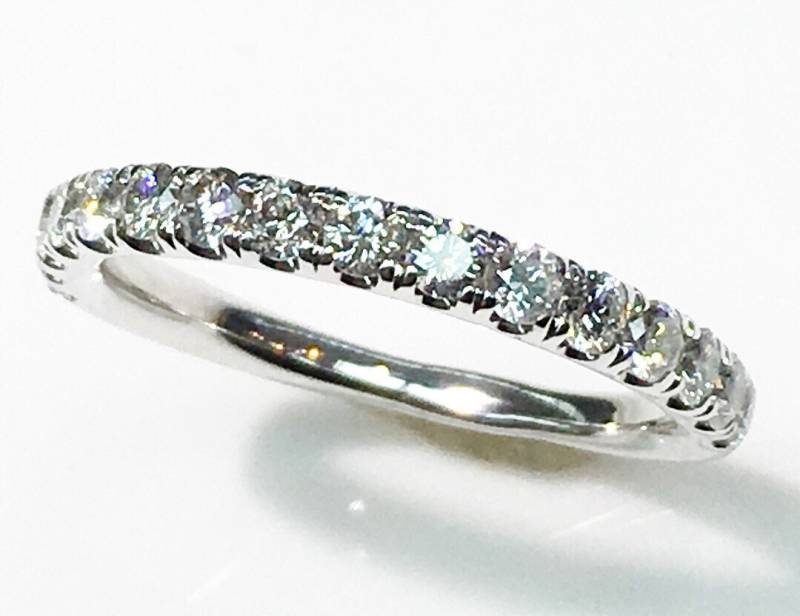 Handgemachter Diamant Ehering Aus 750Er Weißgold, Ring, Ehering, I Do von KaLaiWong