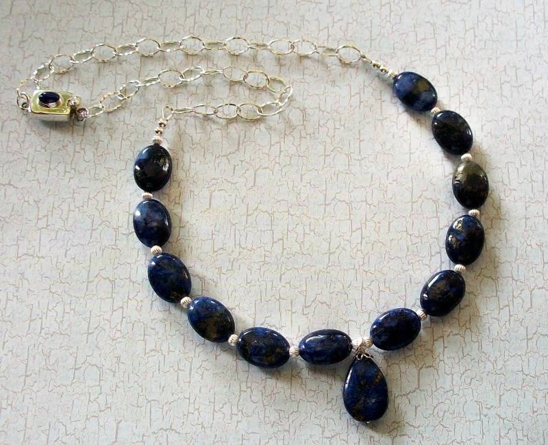 Lapis & Sterling Halskette Lapis & Sterling Halskette von KaMariDesigns