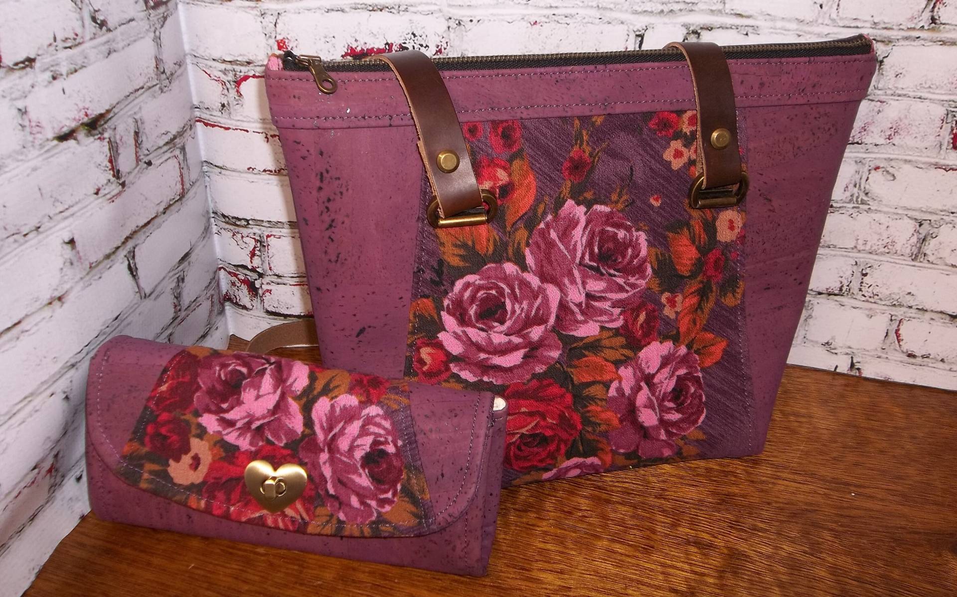 Pflaume Florale Handtasche/Kork & Stoff/Leder von KaMariDesigns