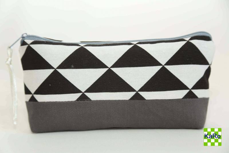 Federmäppchen, Stiftemäppchen, Mäppchen, Kosmetiktäschchen von KaRoVonKathrin