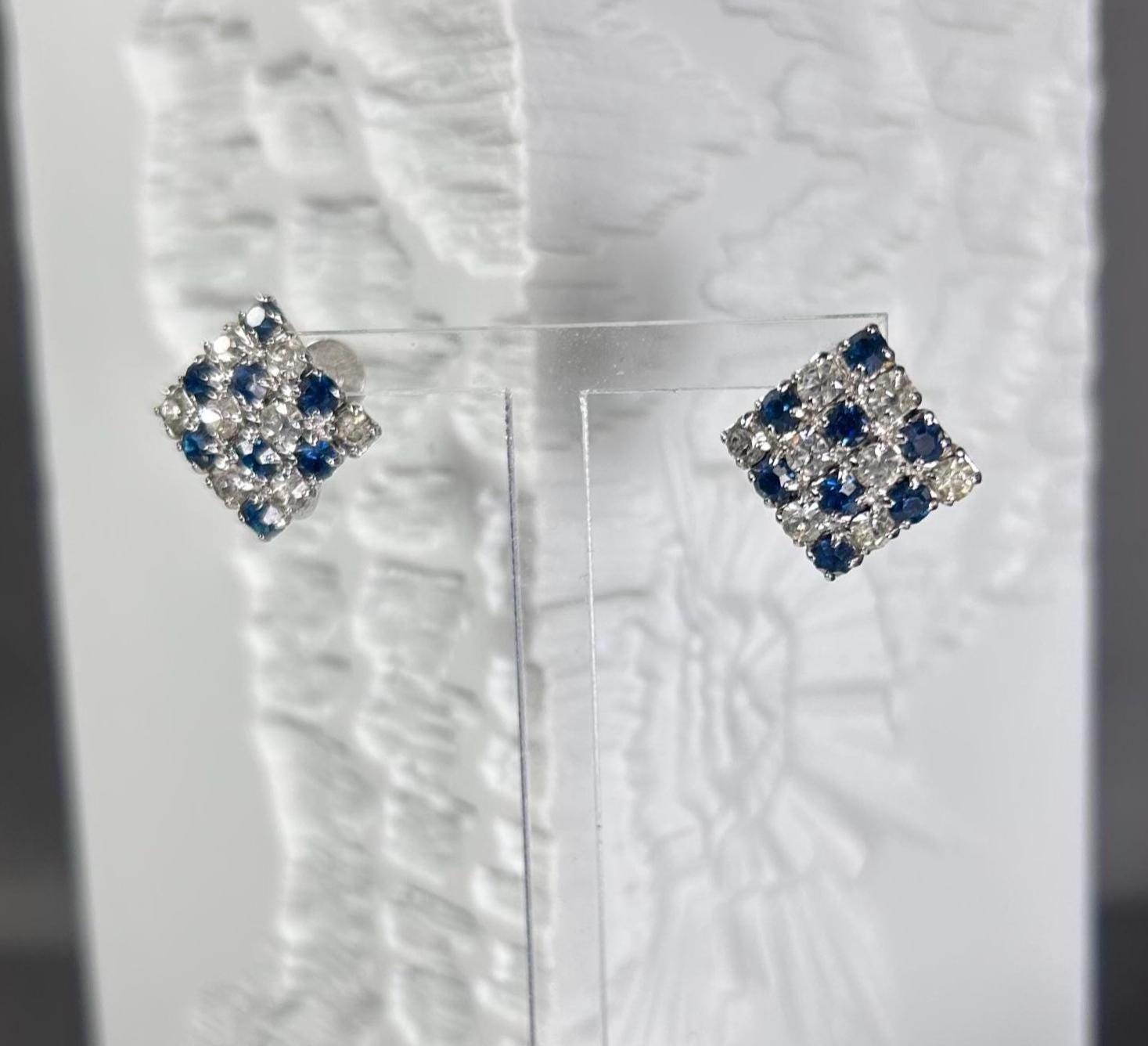 Vintage 1950-60-Er Ohrringe/Ohrclips Mit Kobaltblauen Und Klaren Strasssteinen von KabinettBerlin