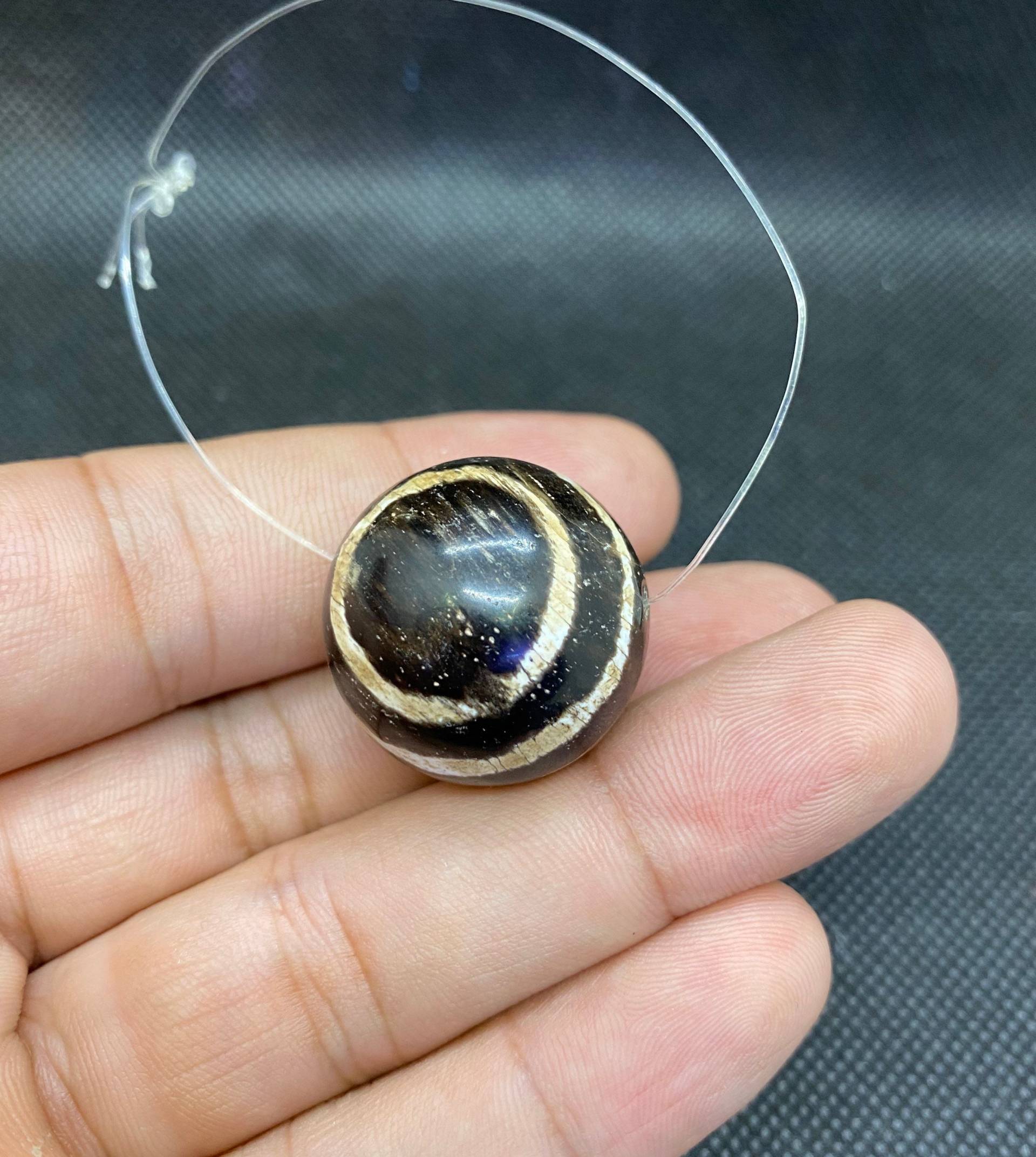 Eine Sehr Schöne Antike Alte Natürliche Geist Auge Perle Burmese von Kabulemporium