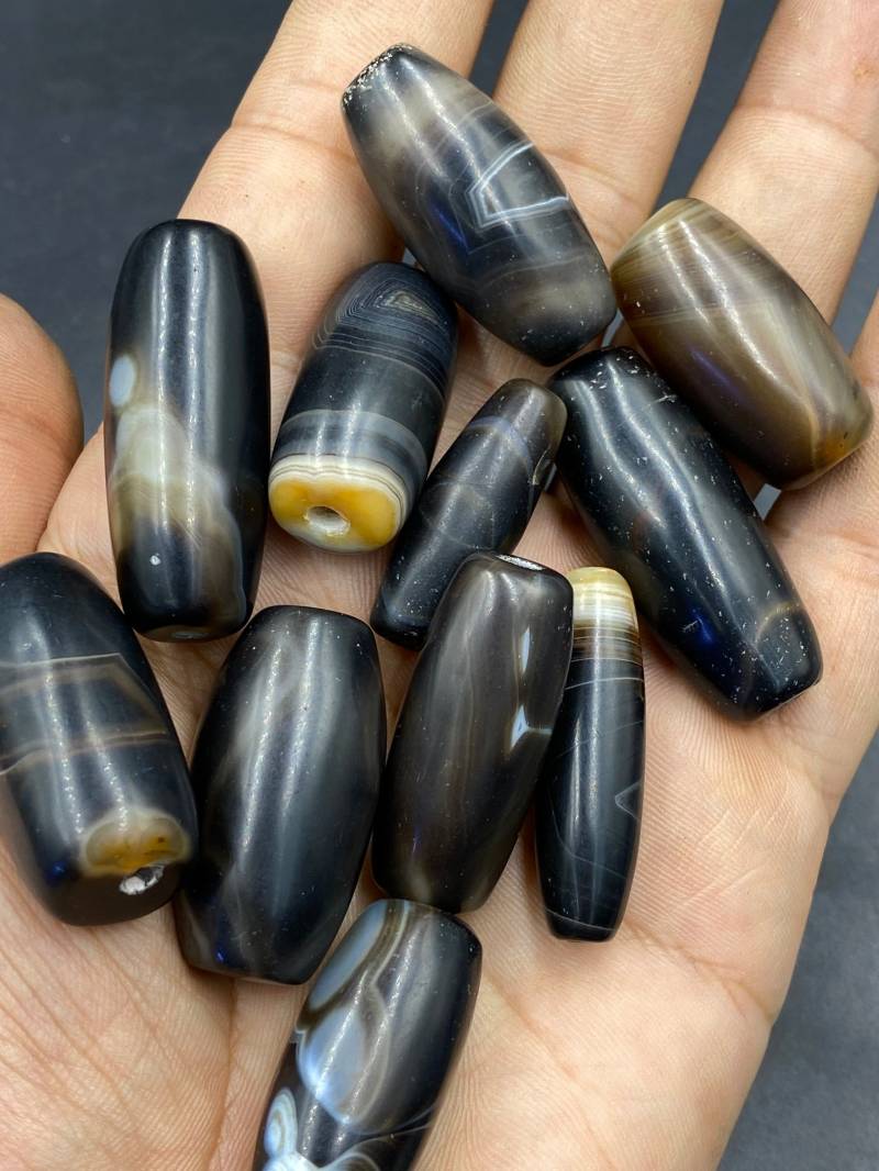 Wunderschöne Alte Antike Natürliche Achatperlen Hervorragende Qualität von Kabulemporium