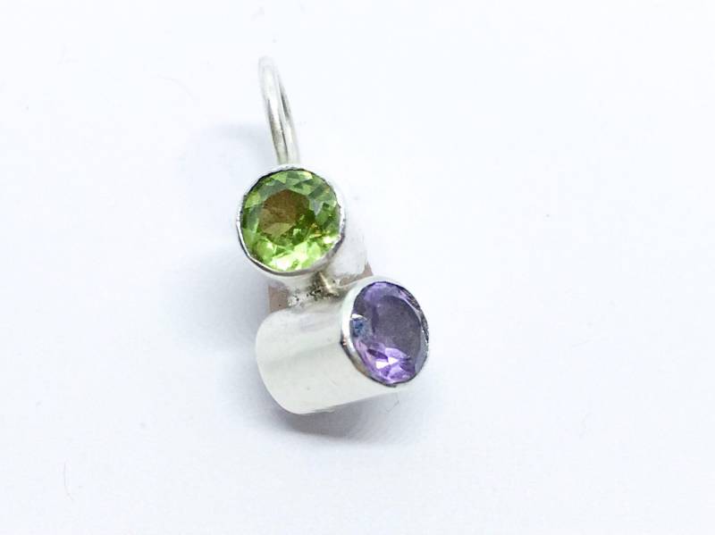Handgefertigter Amethyst Und Peridot Sterling Silber Anhänger von KachaStones