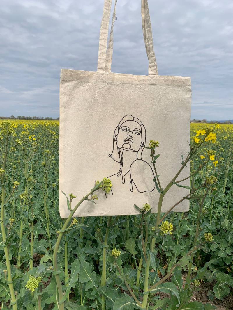 Jutebeutel | Stofftasche Frau Tragetasche |One Line Jutebeutel | Stofftasche Frau Tragetasche |One Line von KaedeCrafts
