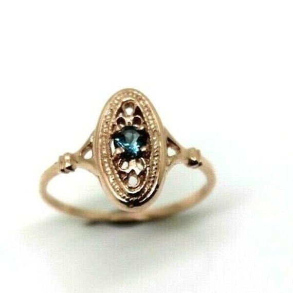 Echter 9 Karat Rose Gold Zarte London Blau Topas Filigrane Ring von KaedesignsJewellery