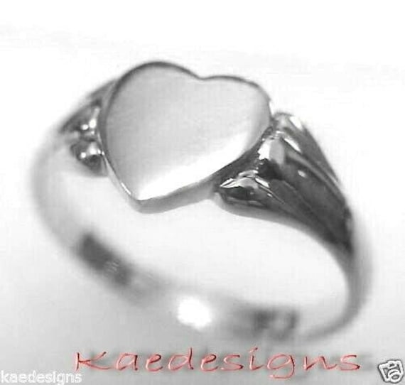 Kaedesigns, Echte 925 Neue Kinder Massiv Sterling Silber Herz Signet Ring 324 von KaedesignsJewellery