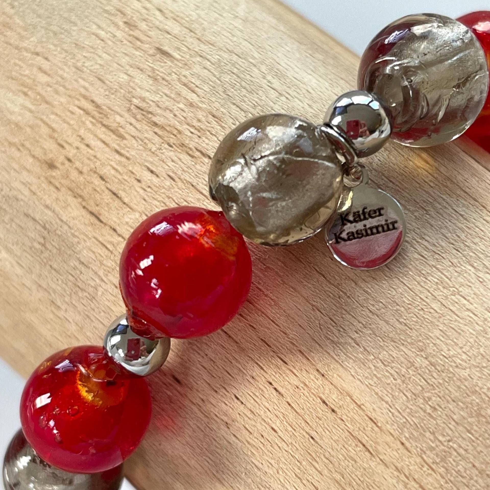 Armband Mit Glasperlen | Rot/Grau Armband Mit Glasperlen | Rot/Grau von KaeferKasimir