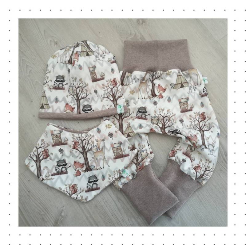 Set Waldfreunde Fuchs Reh Wald Baby Mädchen Jungen Pumphose Mitwachshose Beanie Mütze & Halstuch Oder Loop Größe 50-116 von KaeferMari