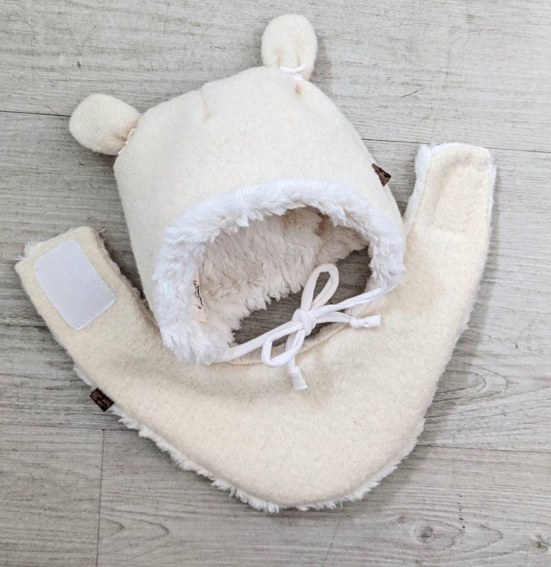 Winter Walk Wollmütze Und Halstuch in Creme/Natur Baby Mütze Teddy Ohrenmütze 34-50cm Bio Walkstoff von KaeferMari