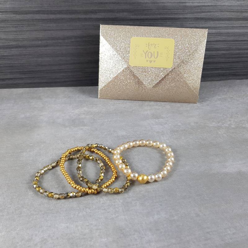 Geschenk Armbänder Glücksbringer Beste Freundin Schwester Tochter Mutter Als Dankeschön Im Umschlag Verpackt Mit Glitzerumschlag von KaehnDesign