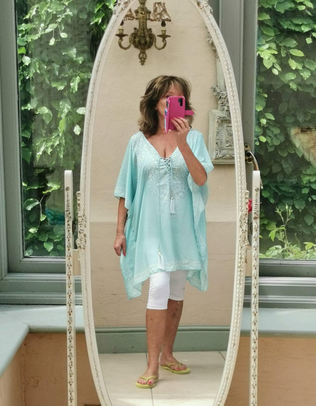 Baby Blau Und Weiß "Spalier' Druck, Kurz, Verstellbar, Mini-Kaftan-Kleid, Tunika, Strand Vertuschen, Schön, Designer, Free-Siz-Strandbekleidung von KaftanHeavenfashion