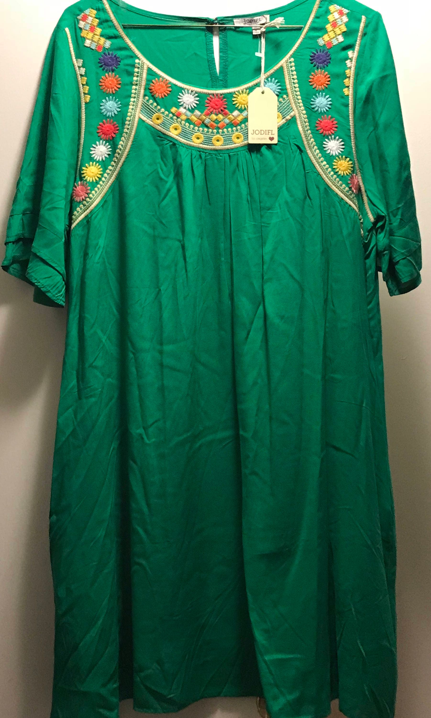 Grünes Kleid Bestickt Grünes Kleid Bestickt von KaftanOutfitters