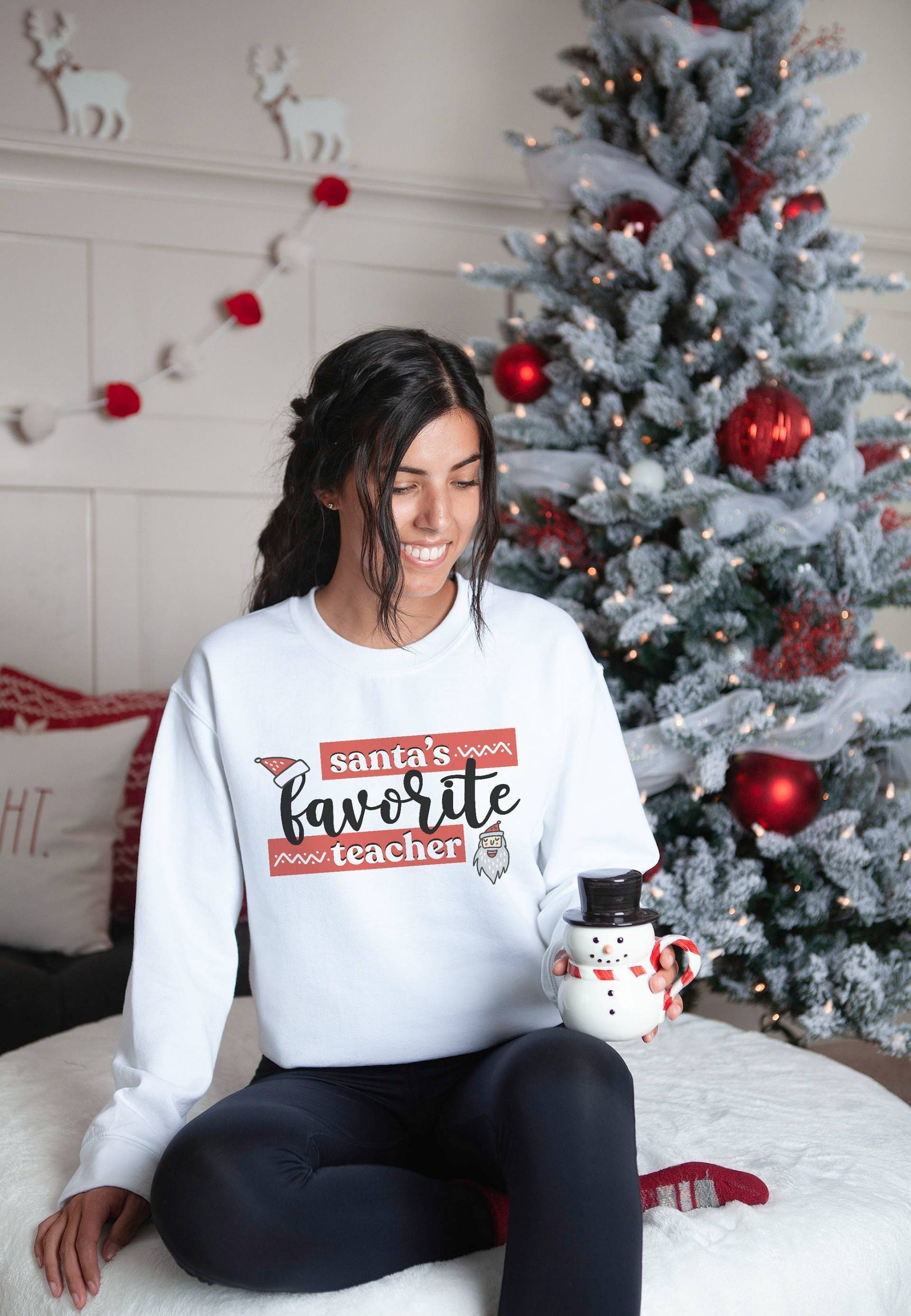 Weihnachtsmanns Lieblingslehrer Sweatshirt, Weihnachtslehrer Lehrershirt, Lehrer Weihnachtsmannshirt, Geschenk Für Weihnachtsmanns Lieblingslehrer Sweatshirt, Weihnachtslehrer Lehrershirt, Lehrer Weihnachtsmannshirt, Geschenk Für von KahanaClothing